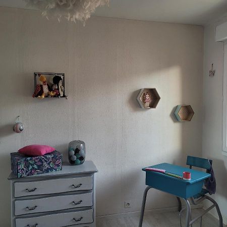 Charmant Appartement A Deux Pas Du Centre Historique Quimper Exterior foto