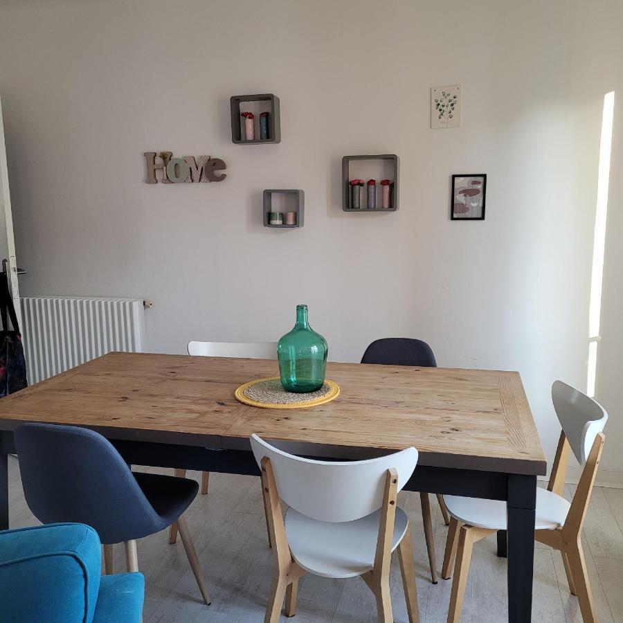 Charmant Appartement A Deux Pas Du Centre Historique Quimper Exterior foto